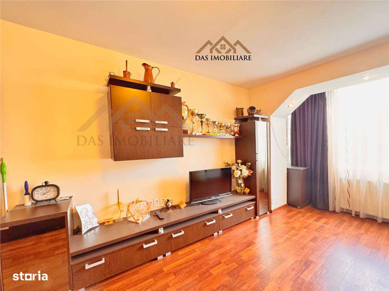 Etaj 2, apartament 2 camere decomandat, ultracentral - Imagine principală: 5/7