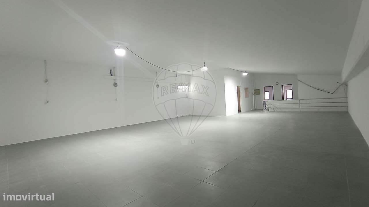 Escritório  para arrendamento - Grande imagem: 4/8