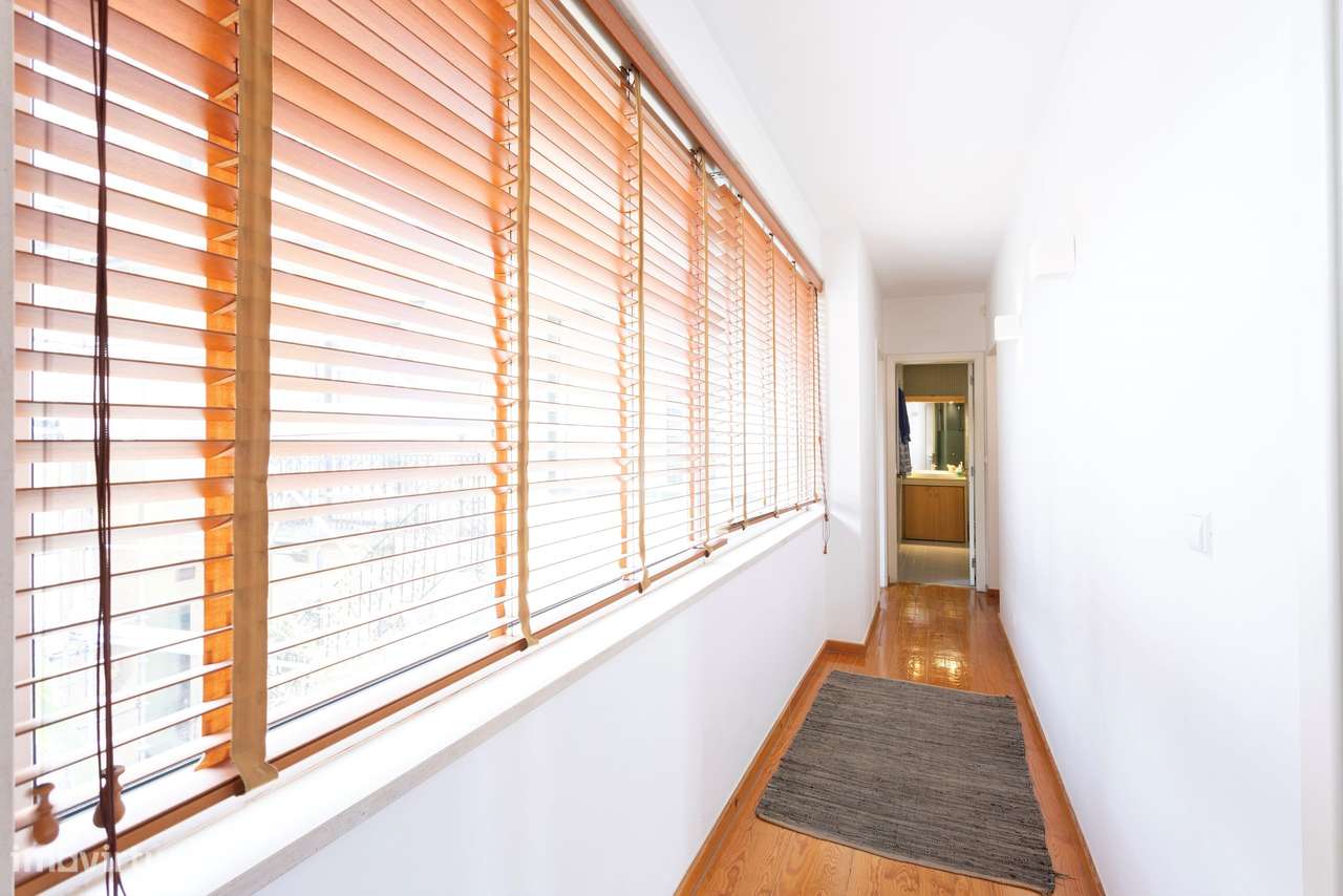 Moradia T6 com garagem, Madragoa, Estrela-21