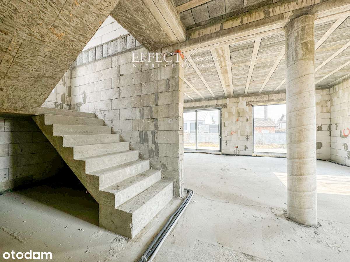 Dom w stanie surowym zamkniętym przy lesie - Pełny obrazek: 3/13