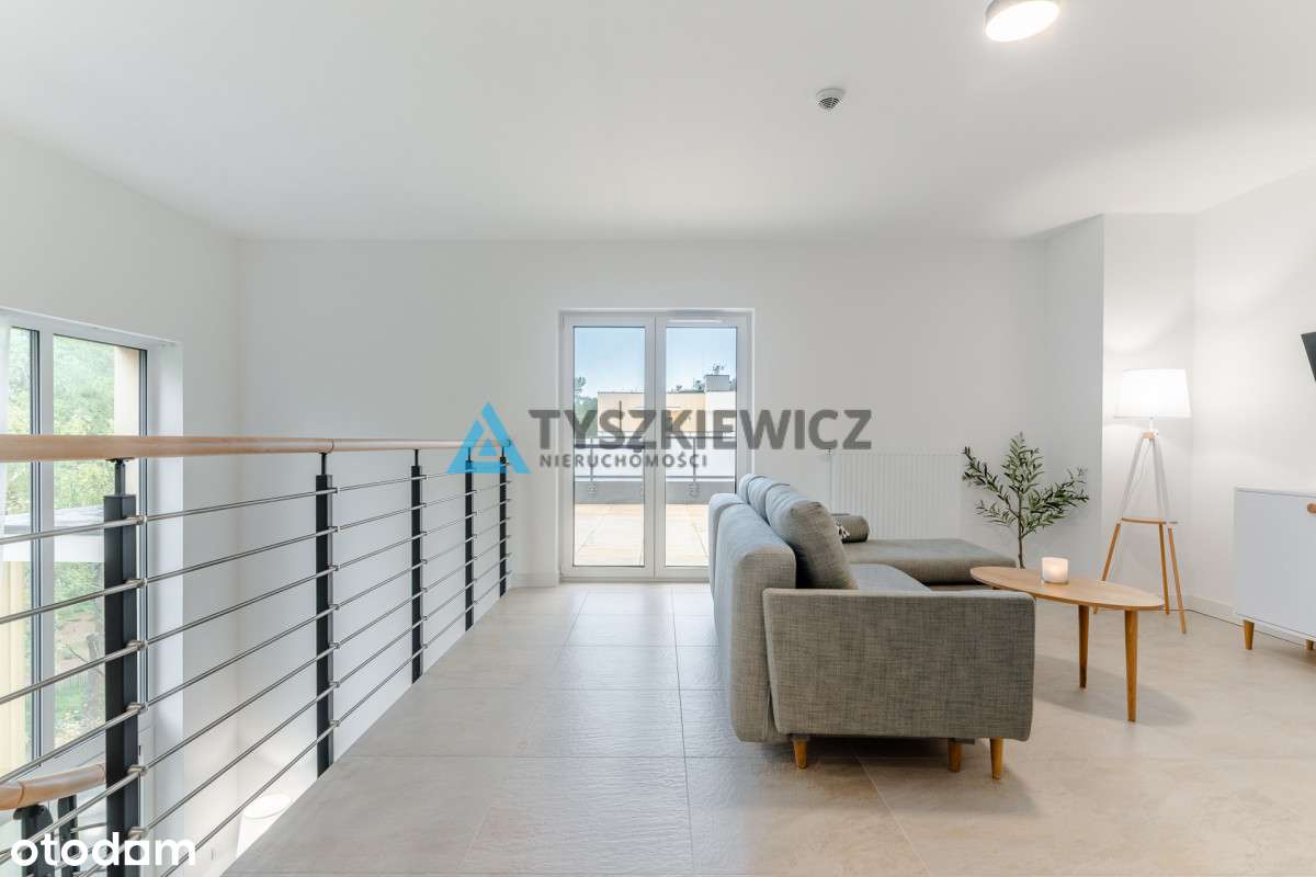 Penthouse z widokiem na morze i tarasami-16