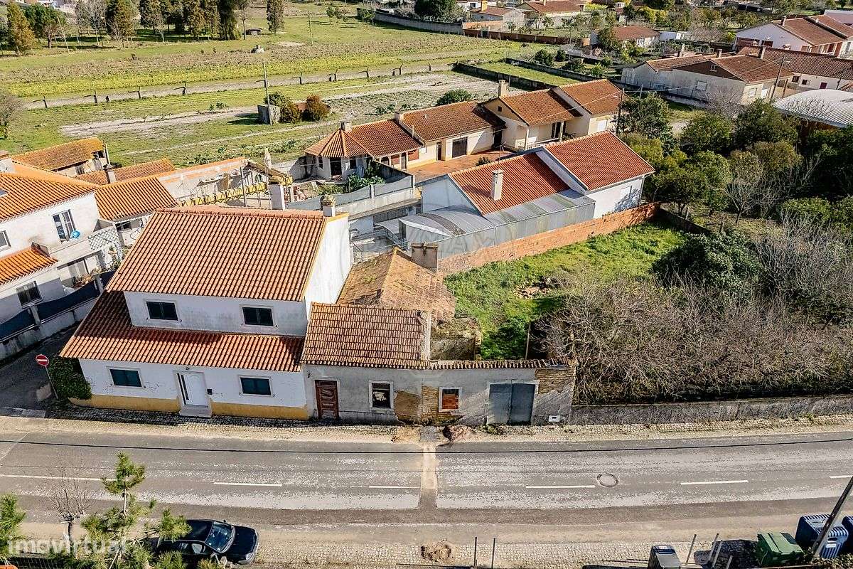 Moradia T2 para venda - Grande imagem: 2/14