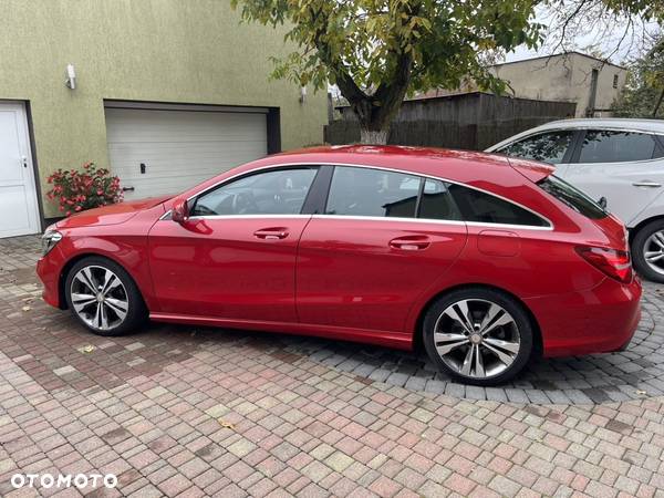 Mercedes-Benz CLA Shooting Brake 200 (CDI) d - 14