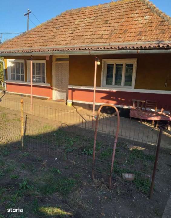 Teren intravilan 1800mp | Casa 2 camere-1