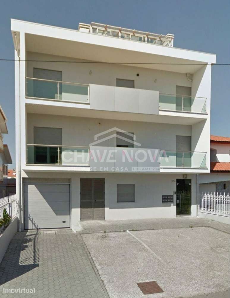 Apartamento Duplex T2 + 1 em São Bernardo - Grande imagem: 1/25
