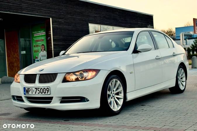 BMW Seria 3 335i xDrive Sport-Aut Luxury Line - 3