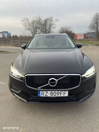 Volvo XC 60 T5 Momentum Pro - 13