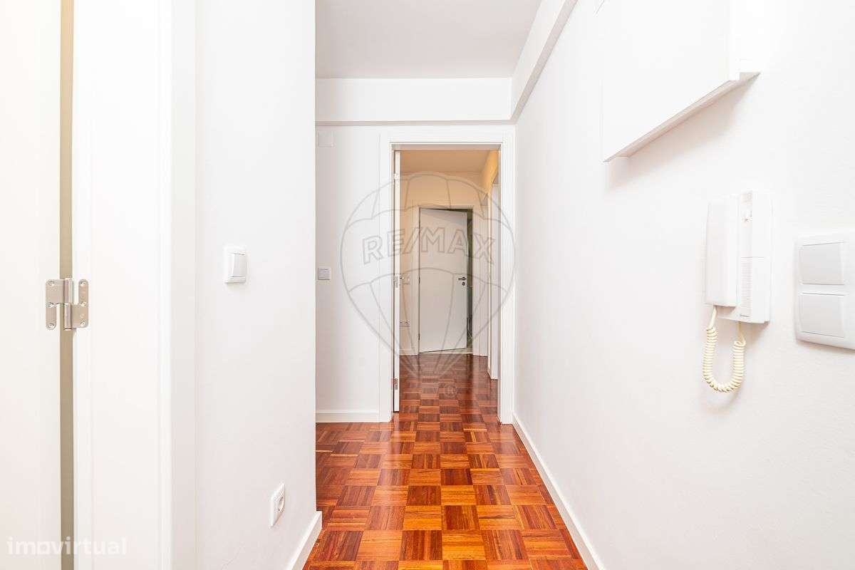 Apartamento T2 para arrendamento - Grande imagem: 4/33