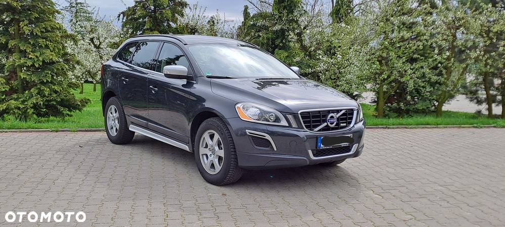 Volvo XC 60 DRIVe R Design - 3