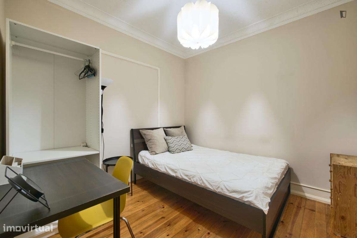 Quarto - localizado em Arroios Lisbon - Grande imagem: 2/12