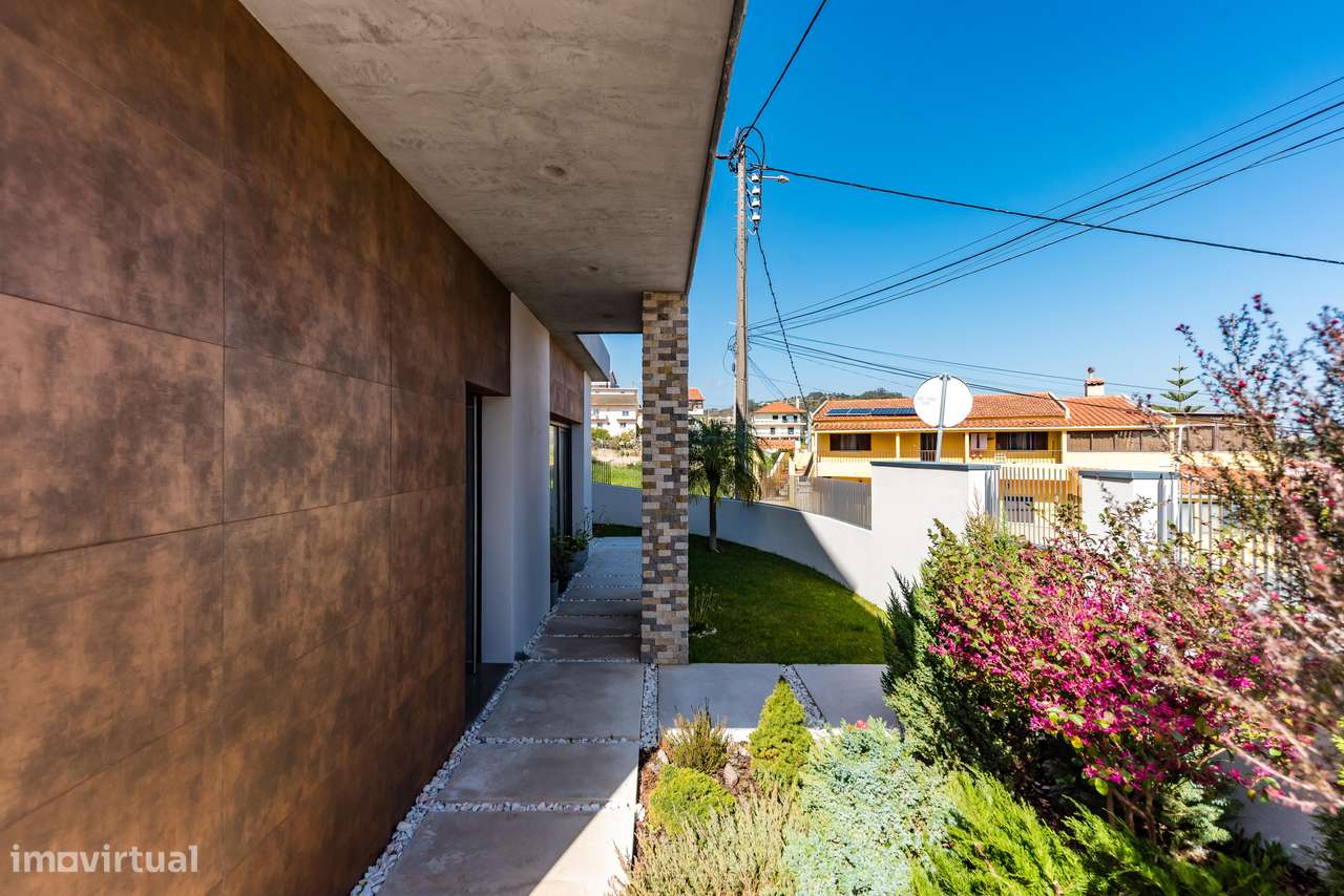 Moradia T4 Ramada | Piscina | Espaço exterior-49