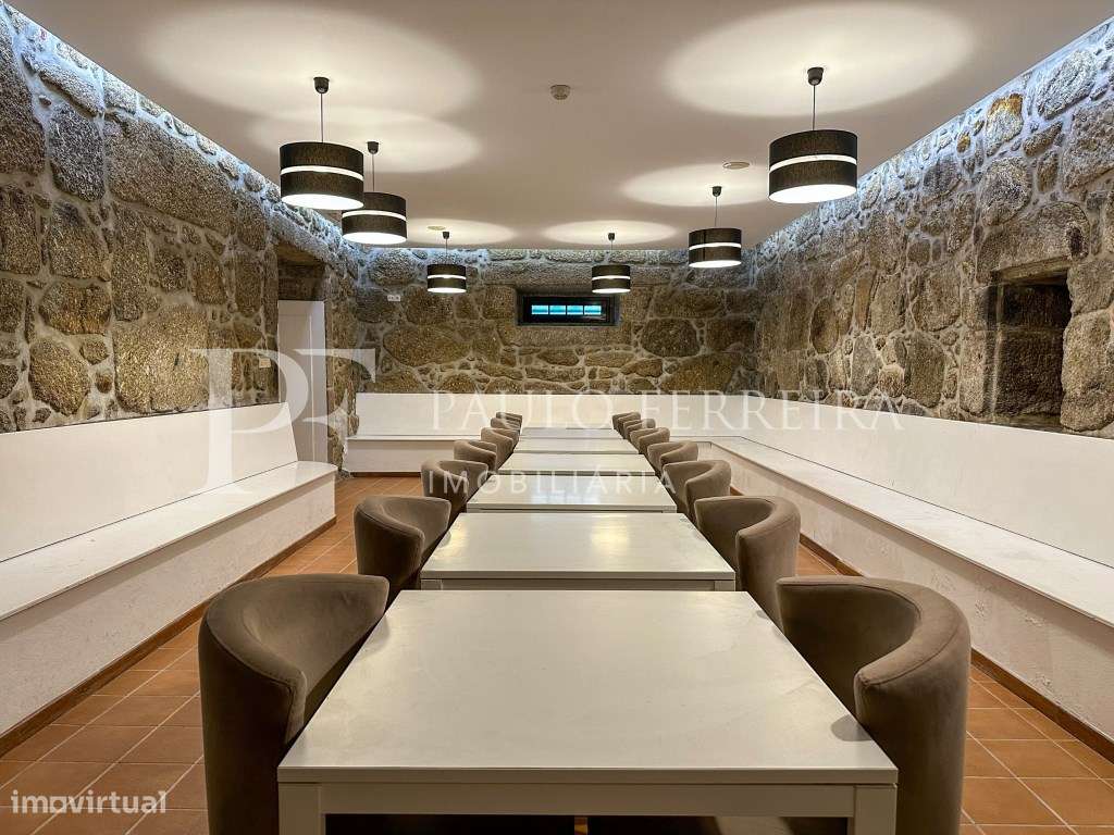 Restaurante equipado em Landim - Grande imagem: 3/27