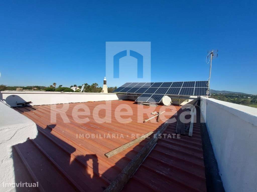 Moradia T5 isolada nos arredores de Olhão - Grande imagem: 4/48