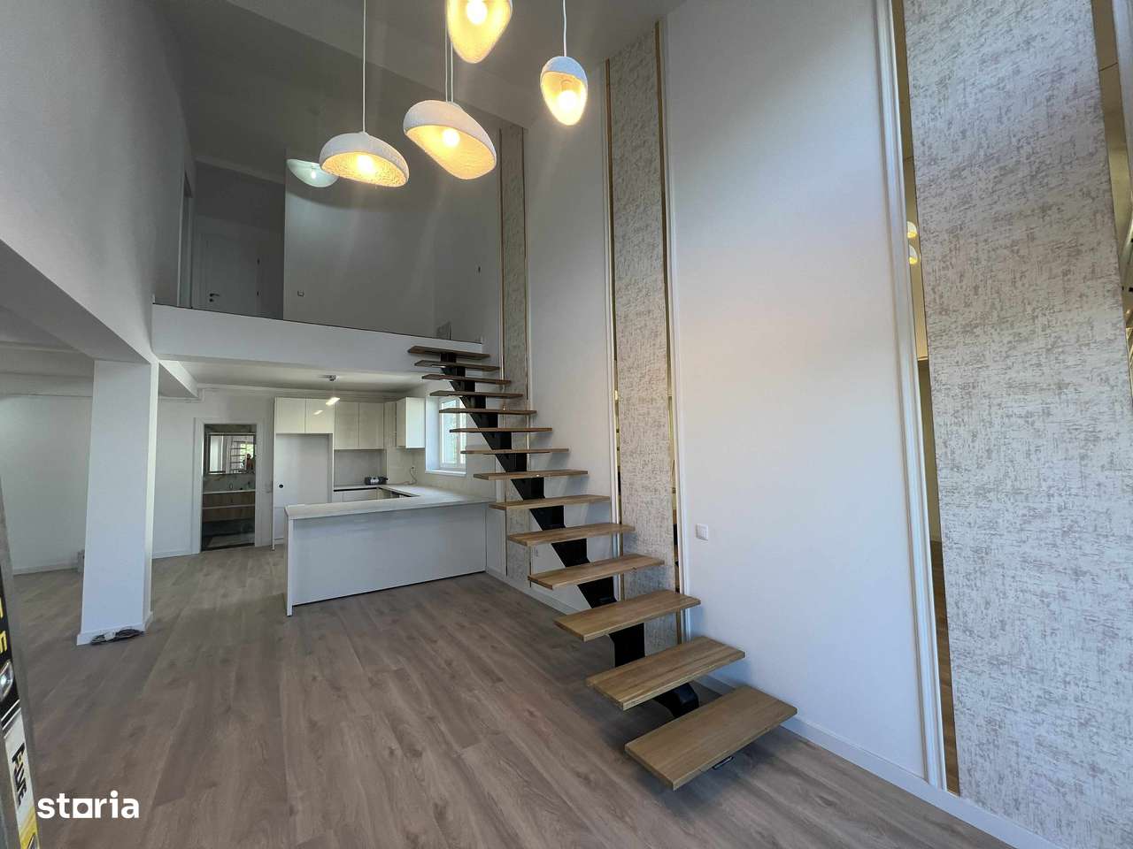 Penthouse , 4 camere, 3 bai , 130 mp - finisat lux-0