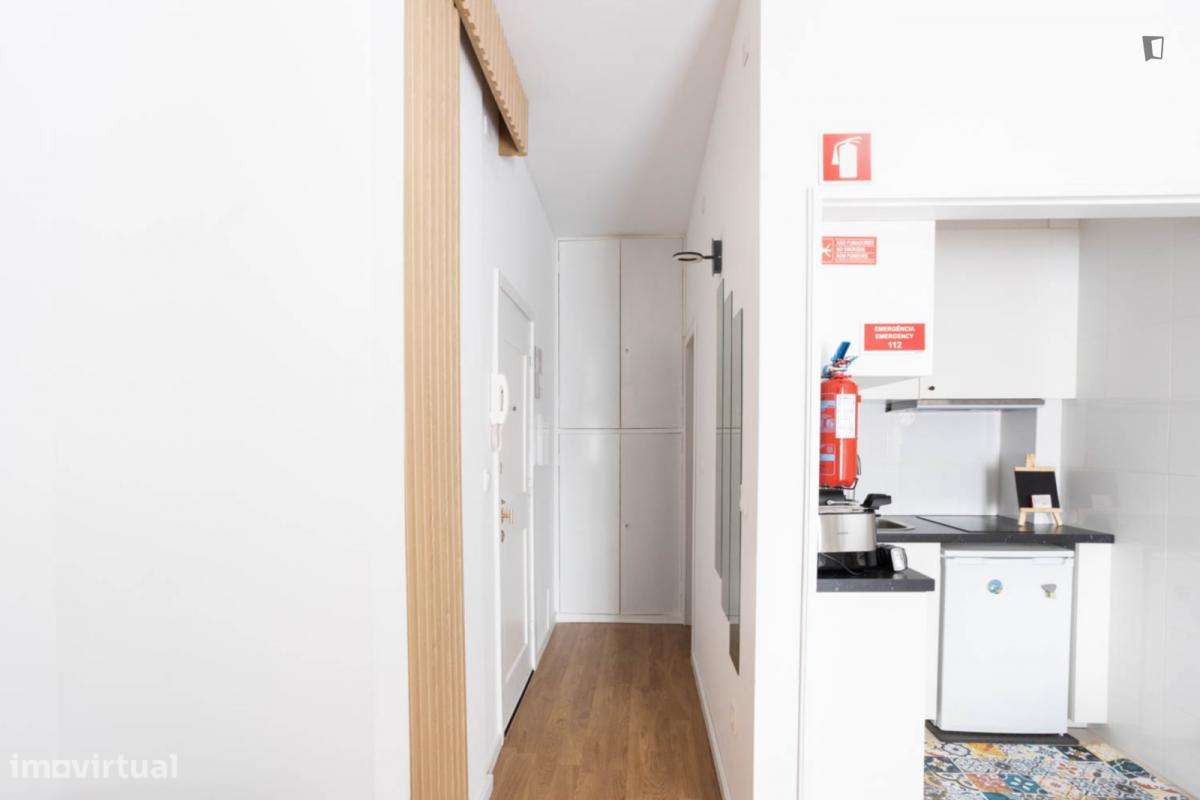 Apartamento com 1 quartos - localizado em Cedofeita Porto - Grande imagem: 4/7