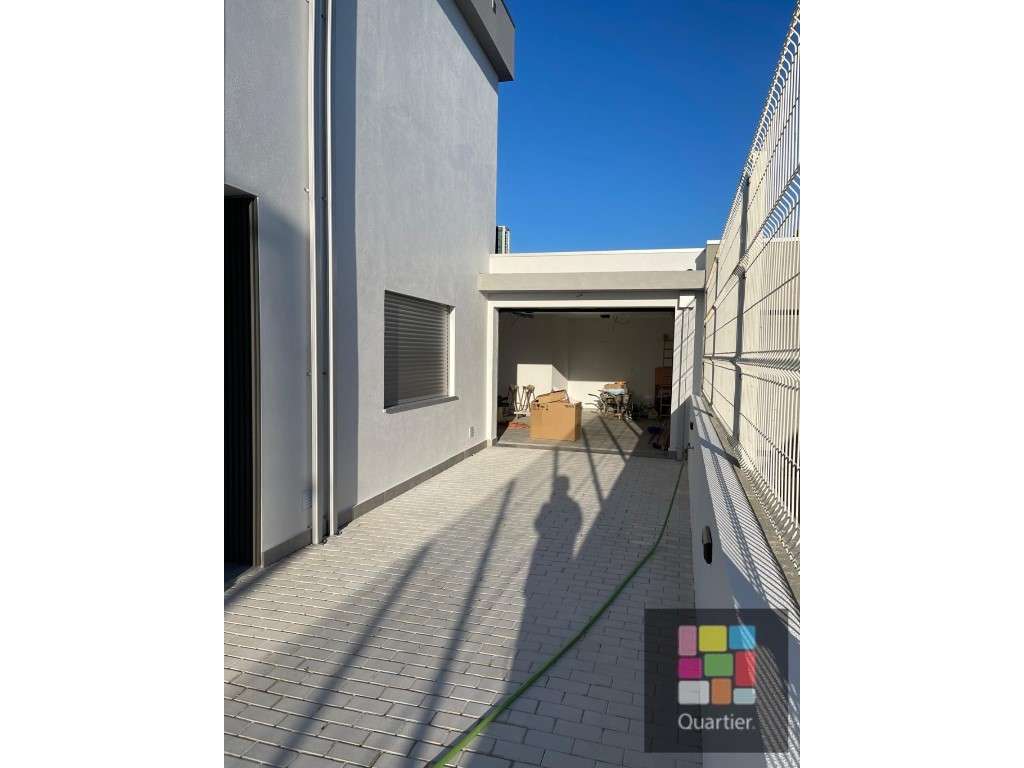 Moradia T4 em Azeitão - Conforto, Espaço e Qualidade de Vida!-16