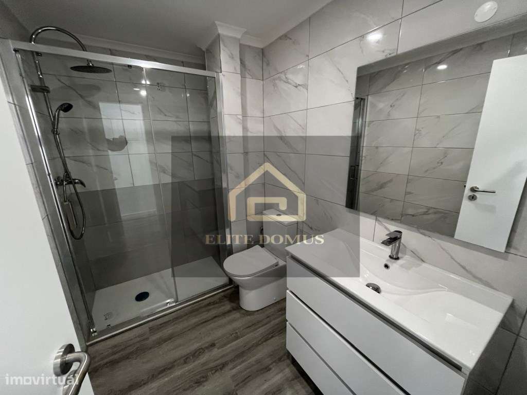 T2 com terraço, totalmente remodelado, Alfornelos!-18