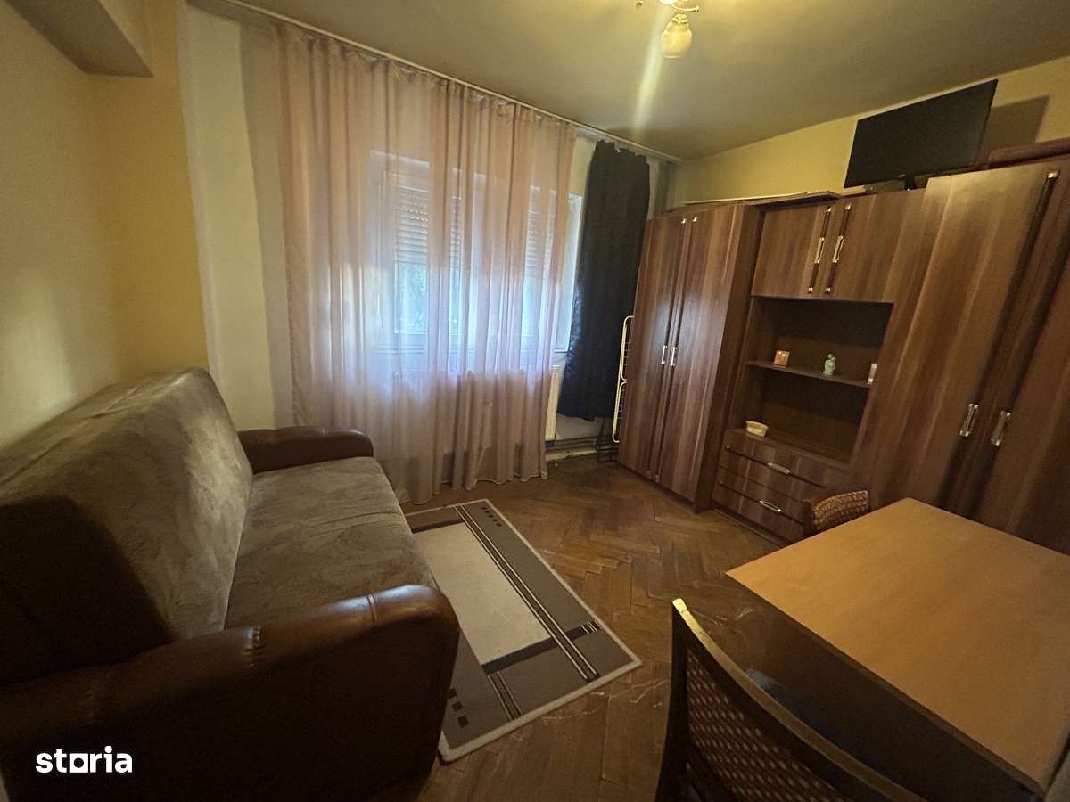 Gheorghe Lazar-Piata700 2 camere-Centrală Proprie, Clima - Imagine principală: 2/8