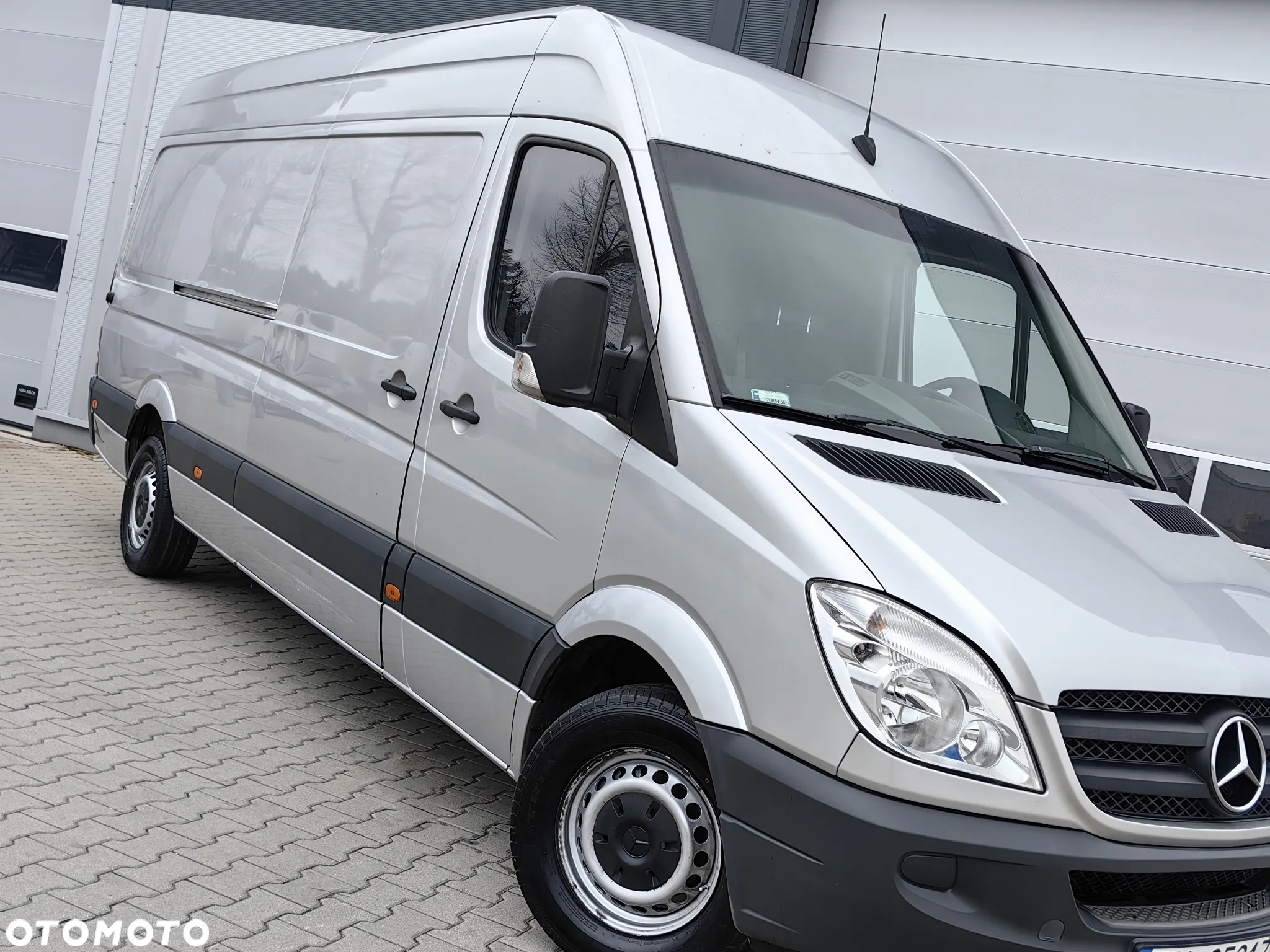 Mercedes-Benz Sprinter 319 - 20