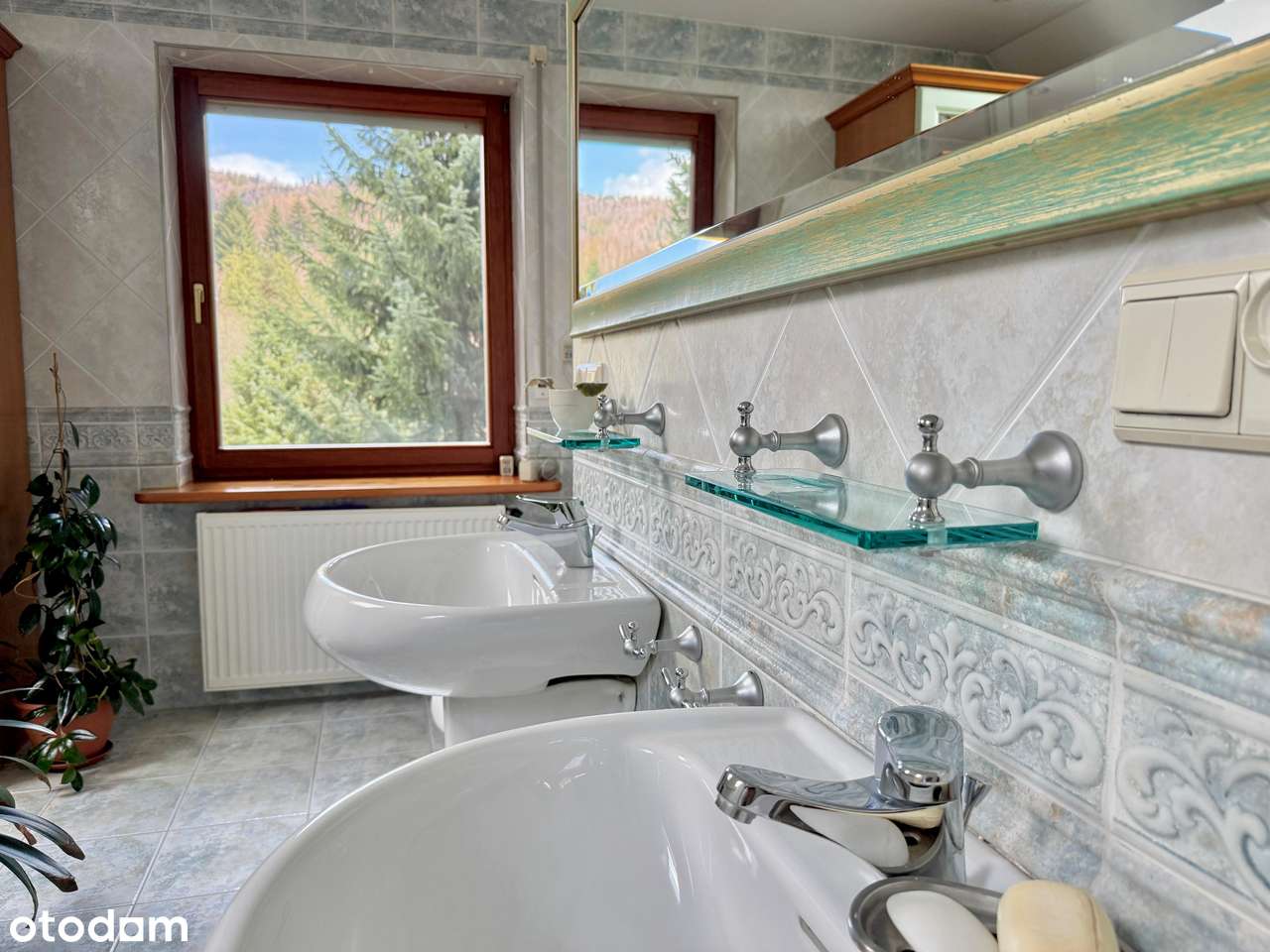 Dom na słonecznym stoku w Brennej, czyste górskie powietrze, las, góry-12