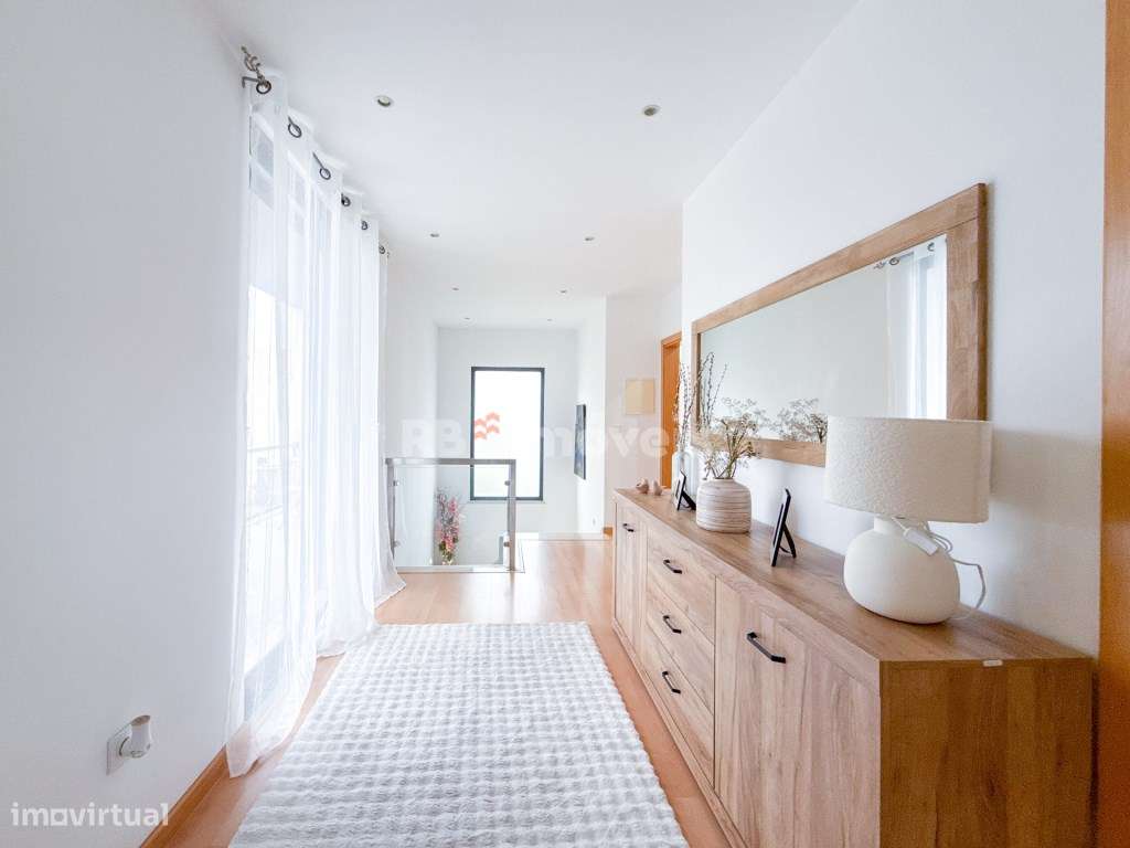 Moradia T5 c/ Piscina, Tertúlia, Jardim e Garagem, em Vila Nova da ... - Grande imagem: 5/41