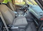 Ford S-Max - 16