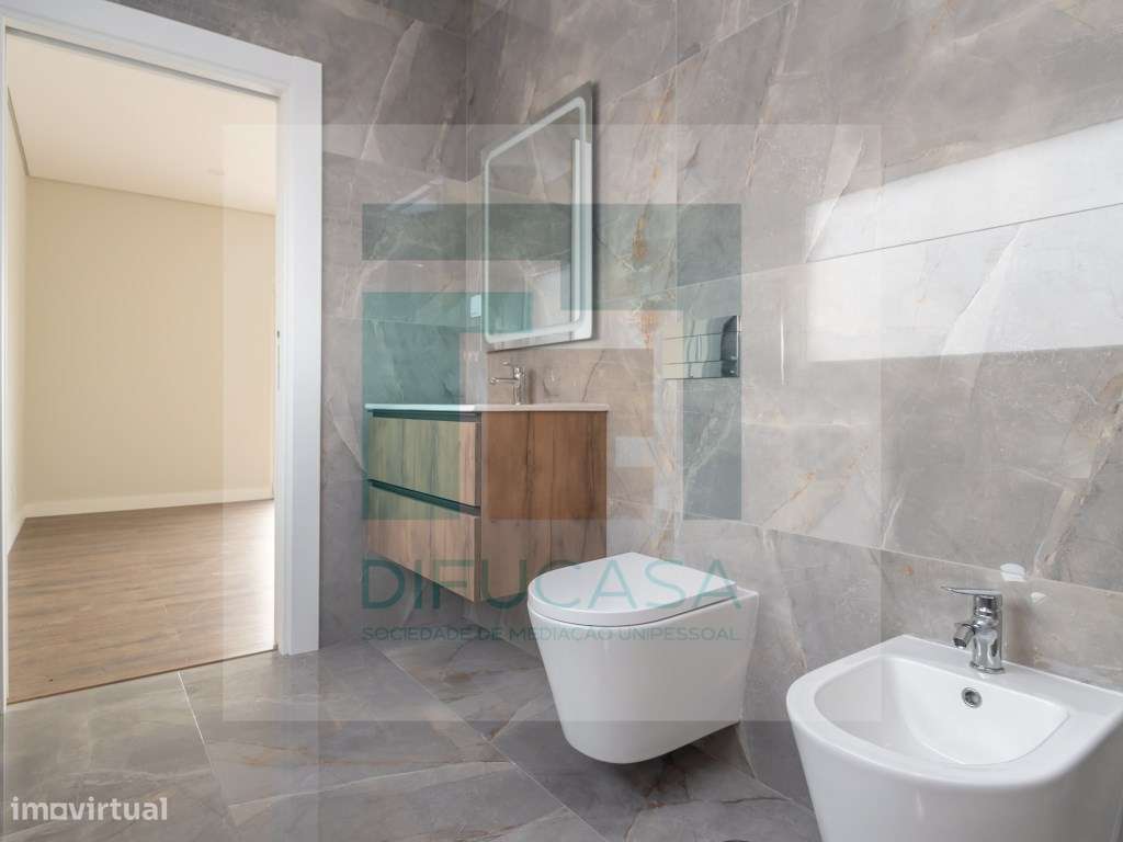 R128 Moradia T6 Azeitão-38