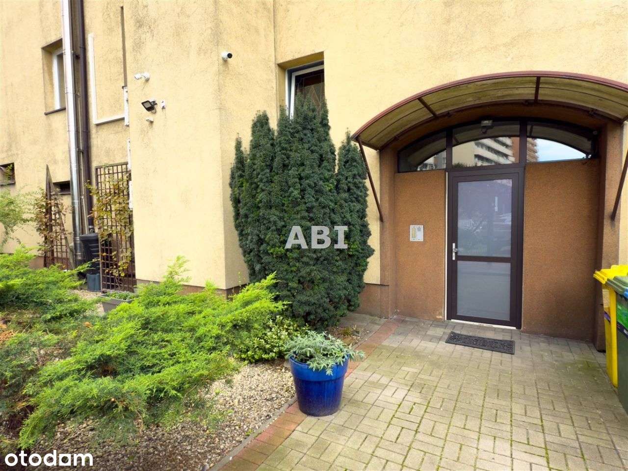 Kamienica po remoncie w centrum Chorzowa-2