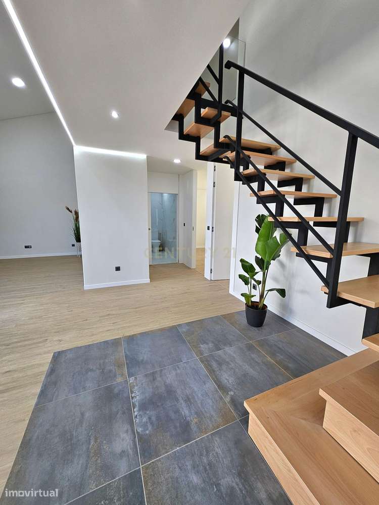 Moradia T3 Nova no Centro de Cantanhede – Pronta a Habitar - Grande imagem: 4/31