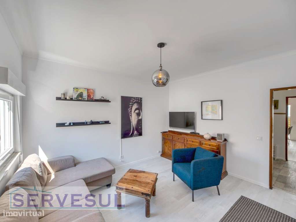 Espetacular Moradia geminada de 3 quartos e piscina, com uma bonita... - Grande imagem: 3/23