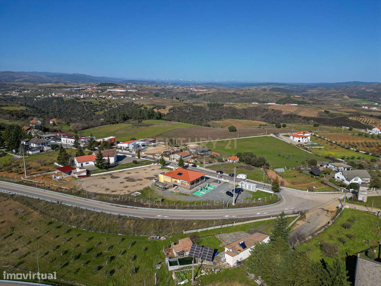 Espetacular Moradia em Bragança com Vista Panorâmica - Grande imagem: 4/27