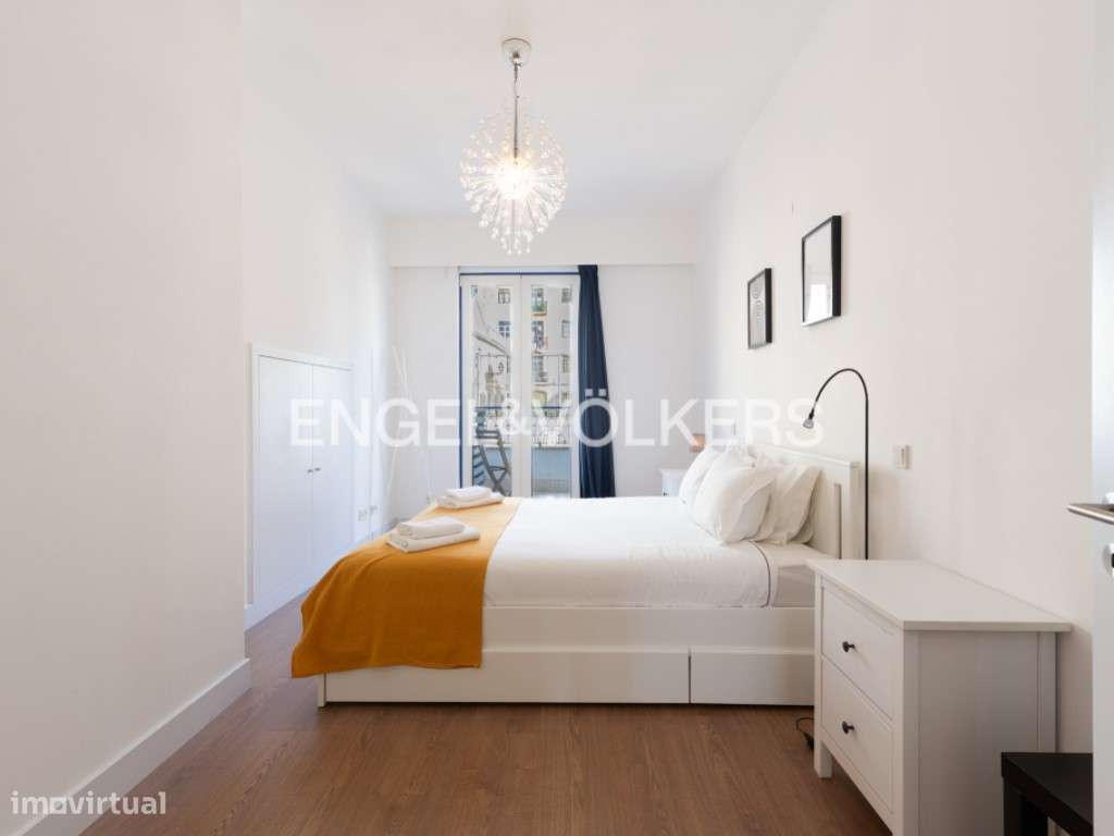 Amplo T2 com vista sobre o rio em Santos Design District-11