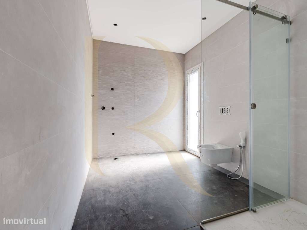 Moradia T4 nova com logradouro nas Paivas - Amora - Seixal-42