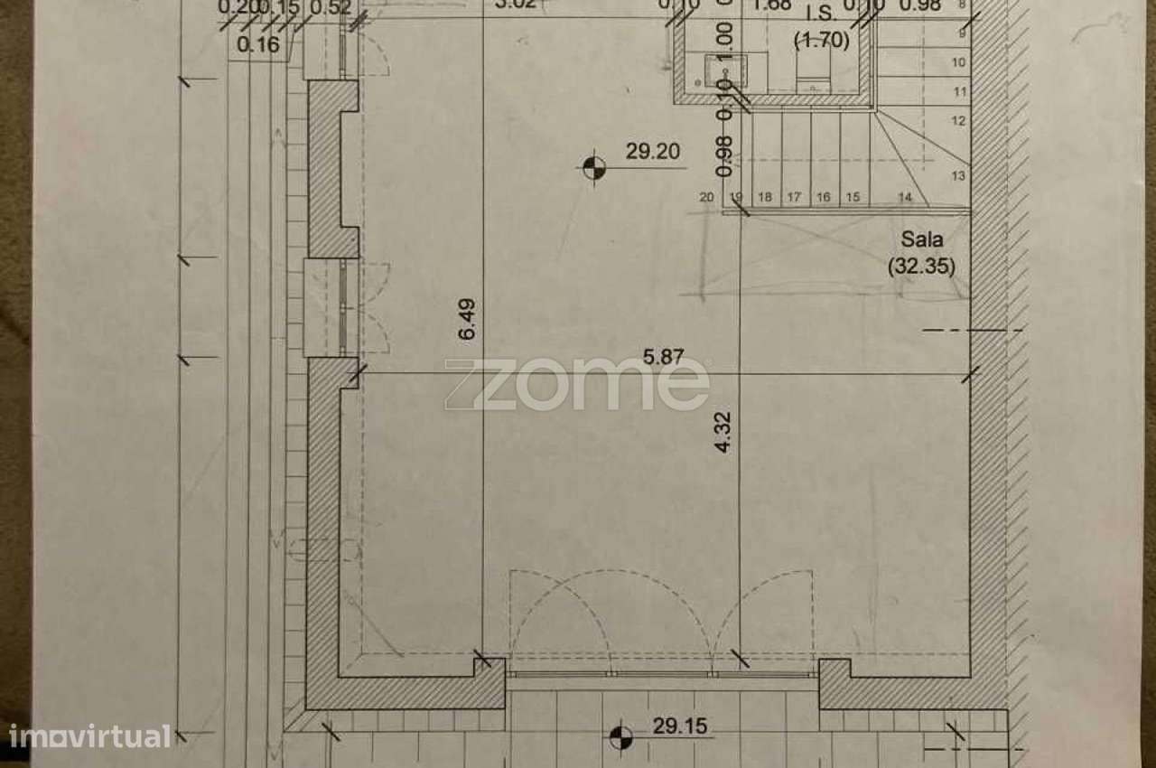 Prédio com 2 apartamentos independentes, totalmente remodelado-36