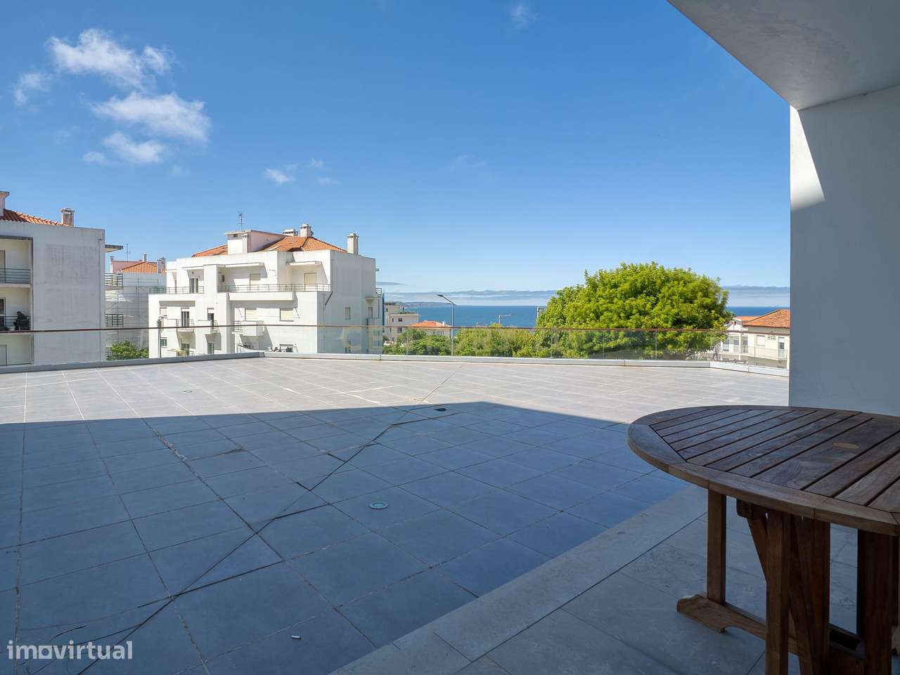 Apartamento de Luxo com Vista Mar e Terraços Exclusivos na Nazaré + Pi - Grande imagem: 3/25
