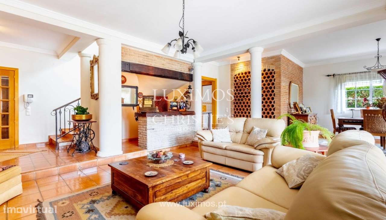 Moradia V4, com piscina, para venda, em Vila Sol, Algarve - Grande imagem: 3/23