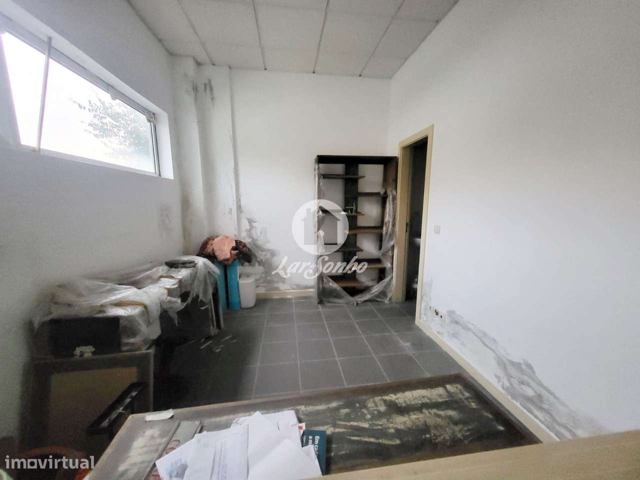 Armazém de 524m2 em Árvore, Vila do Conde - Grande imagem: 4/7