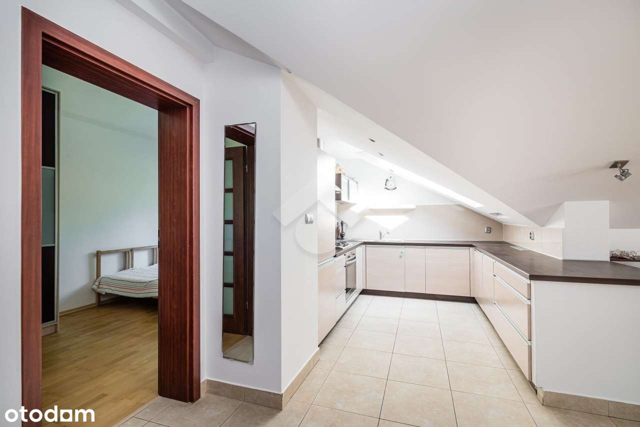 NOWA CENA - Dwupoziomowy Apartament - 3 pokoje - Ruczaj-9