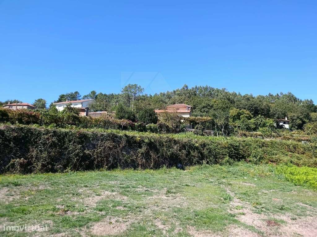 Terreno para Construção com 590 m²-8