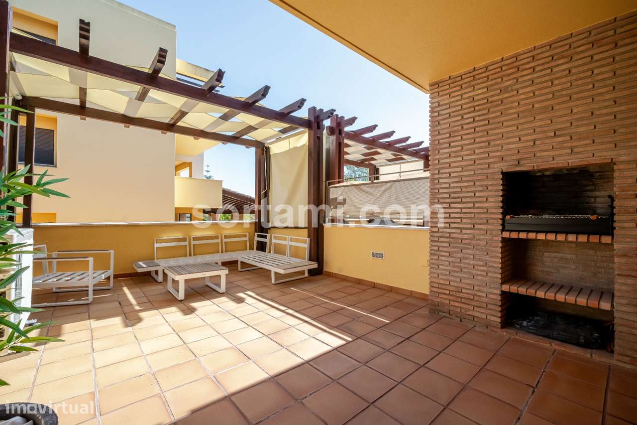 Moradia em Banda T2+1 Venda em Quarteira,Loulé-31