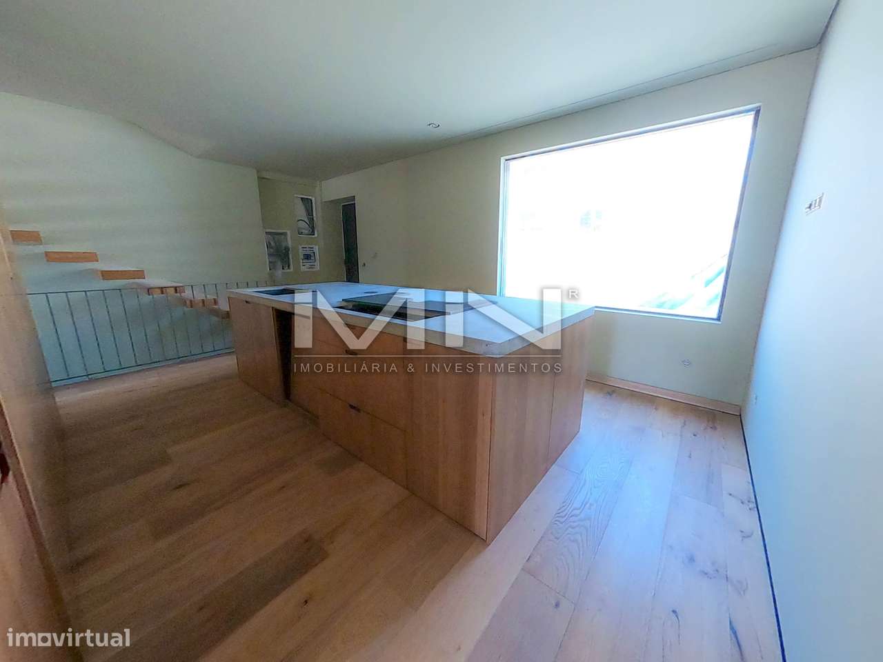 Moradia V4 -c/ piscina - 5 km do Porto-12