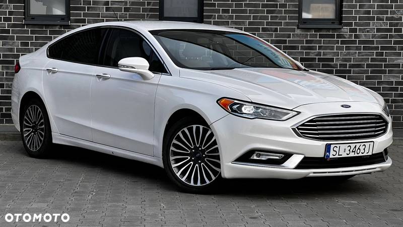 Ford Fusion 2.0 EcoBoost Titanium - 10