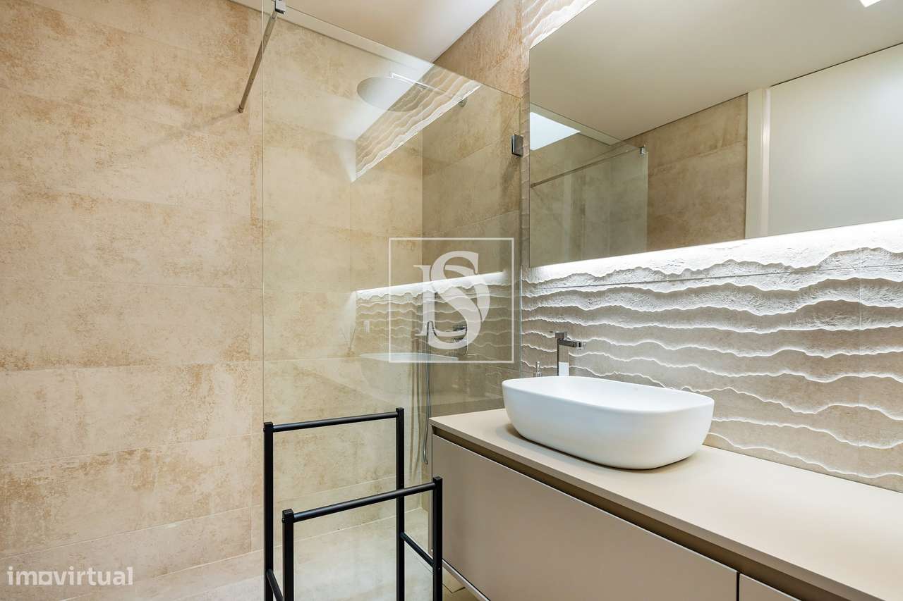 Moradia isolada, com piscina, Sintra-16