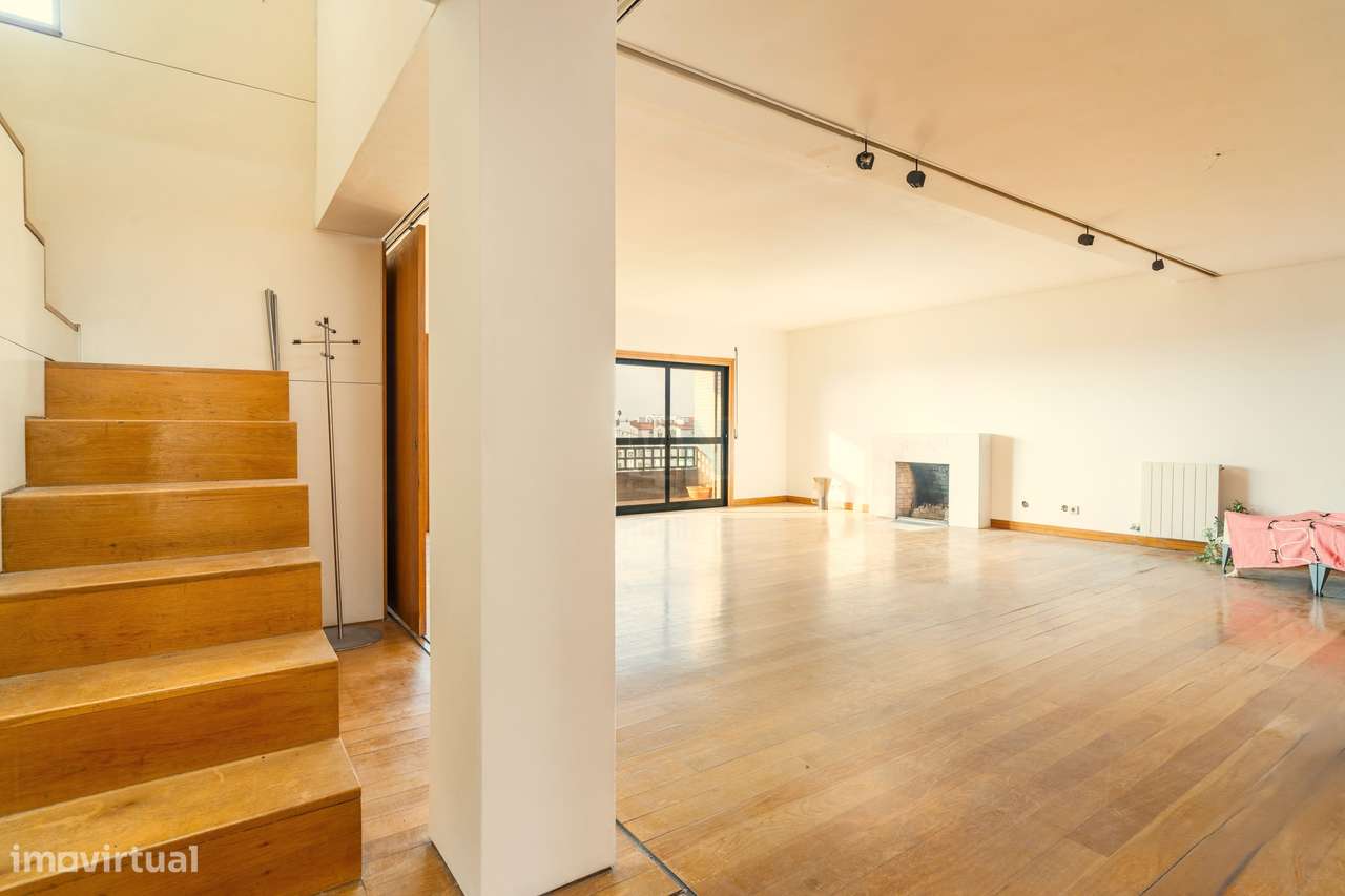 T4 Duplex com vistas panorâmicas zona de Celas - Grande imagem: 2/28