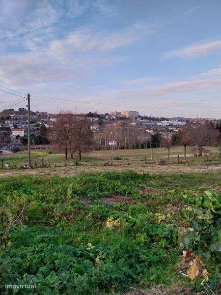 Terreno com 18 002 m2 - Grande imagem: 5/12