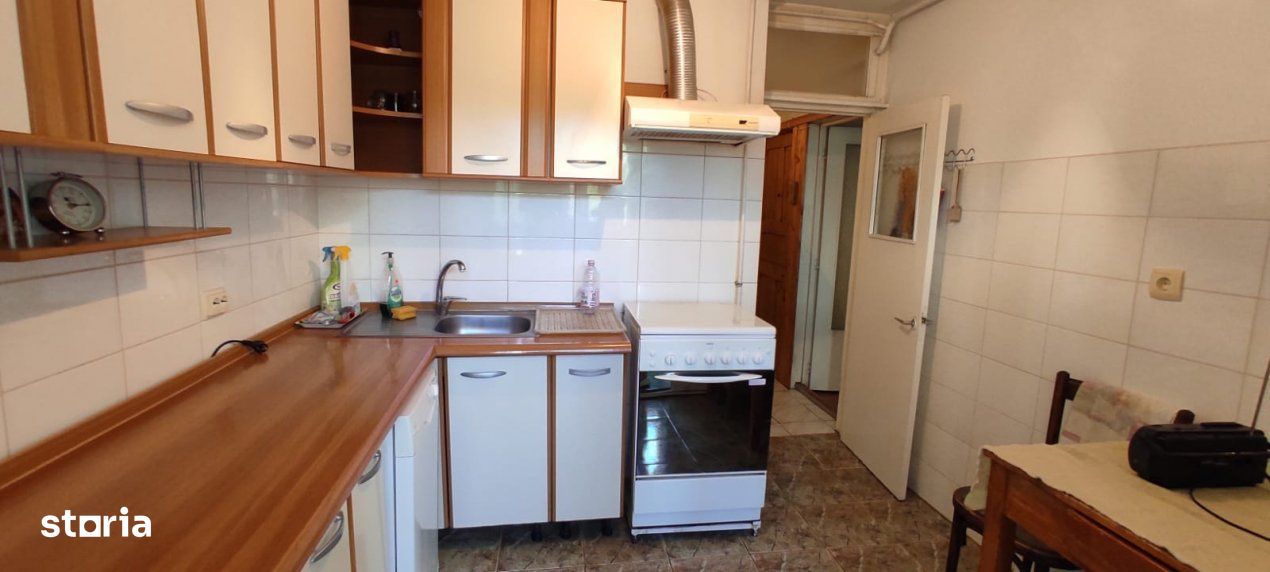 Apartament 3 camere si 2 bai, etaj 2 zona Pacurari - Pizza Smile, Iasi