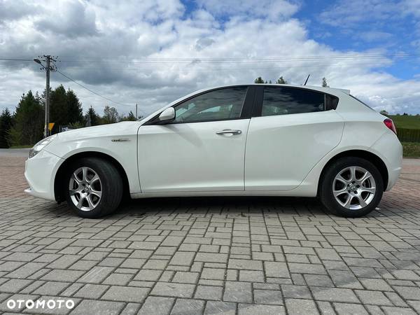 Alfa Romeo Giulietta 1.6 JTDM 16V - 8