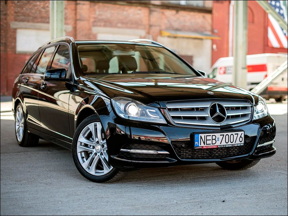 Mercedes-Benz C W204 (2007-2014) 180 BlueEFFICIENCY 7G-TRONIC Avantgarde 2011