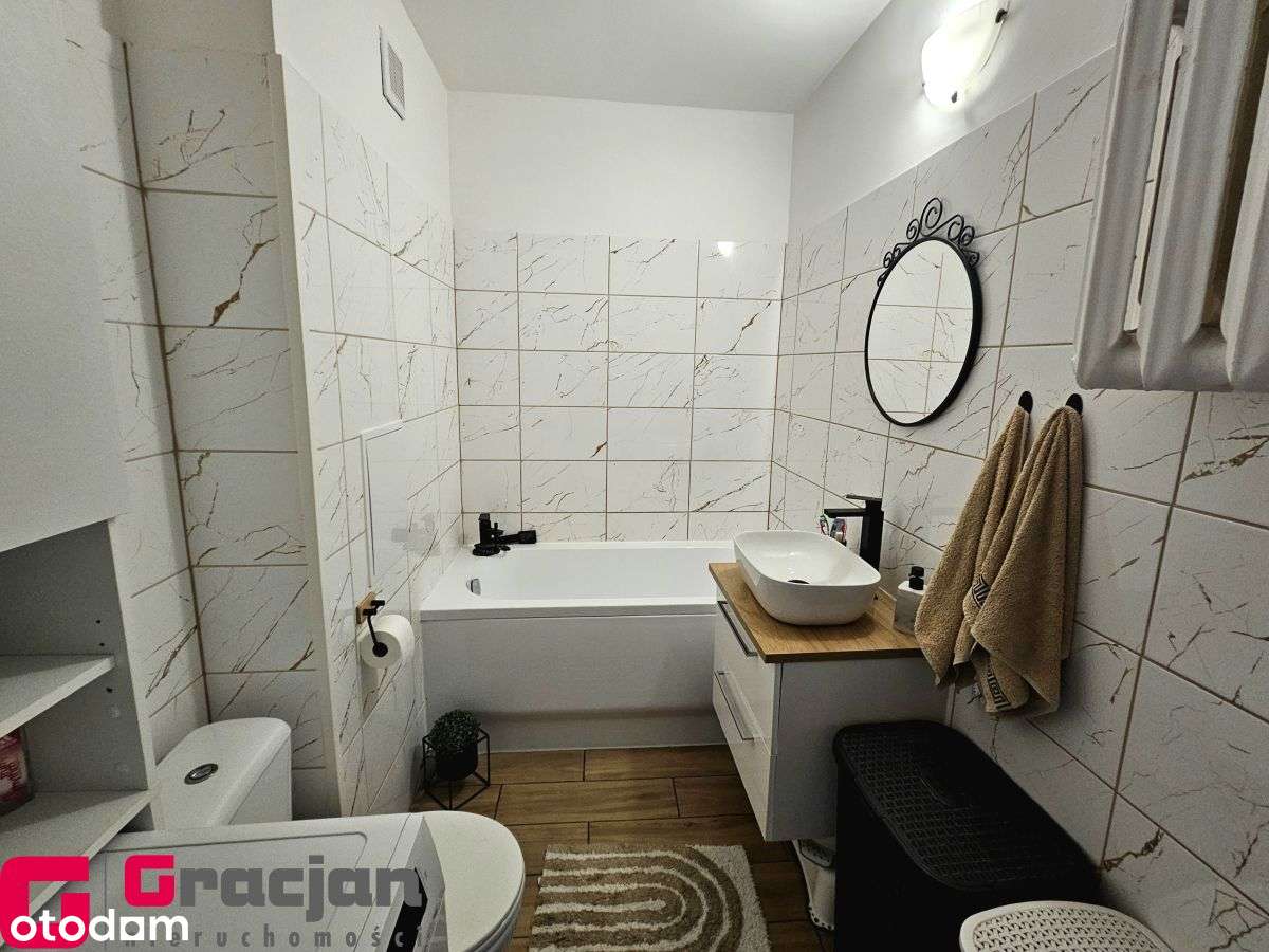 Wygodne 2 pokoje z dużą loggią-7