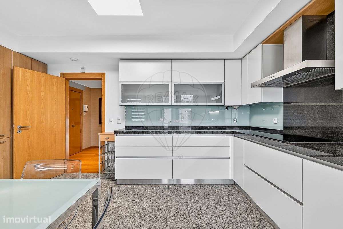 Apartamento T4 para arrendamento - Grande imagem: 3/26